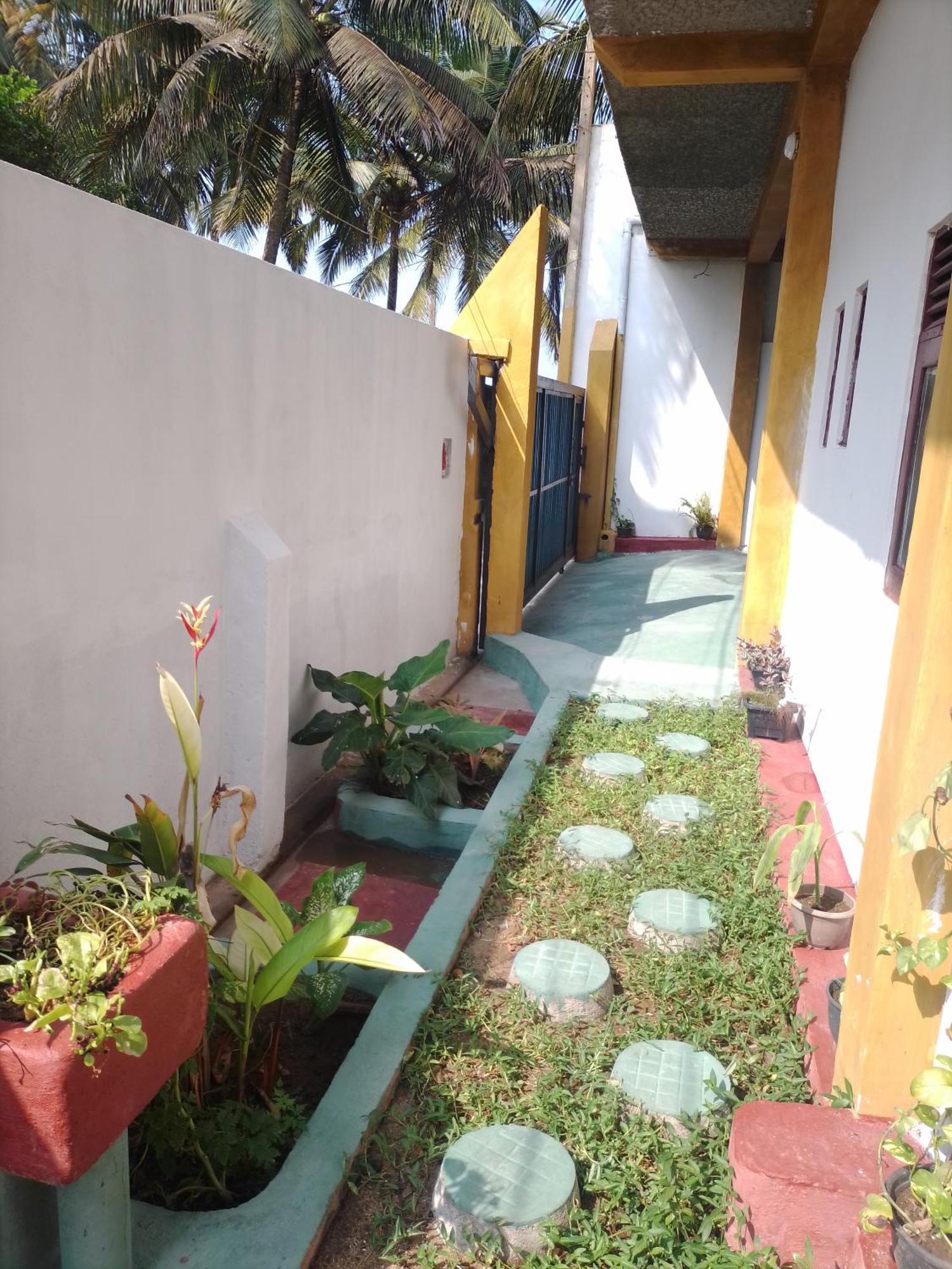 Hotel Our Little Secret Kalutara Exterior foto